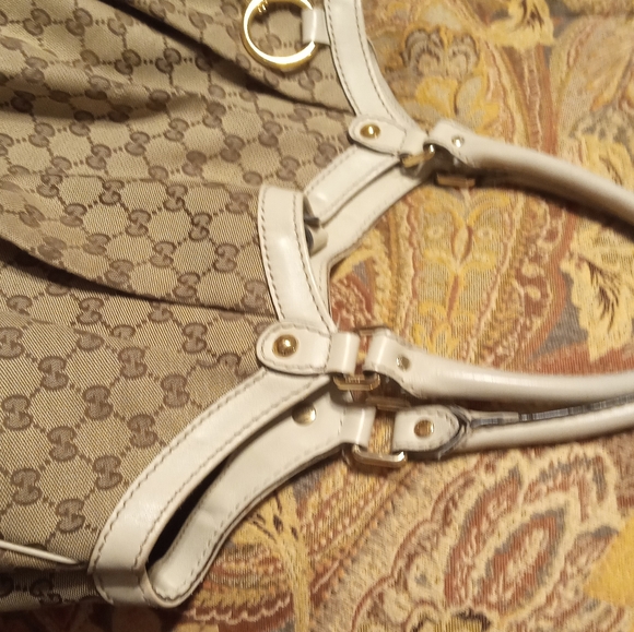 Gucci Handbag - Picture 5 of 9